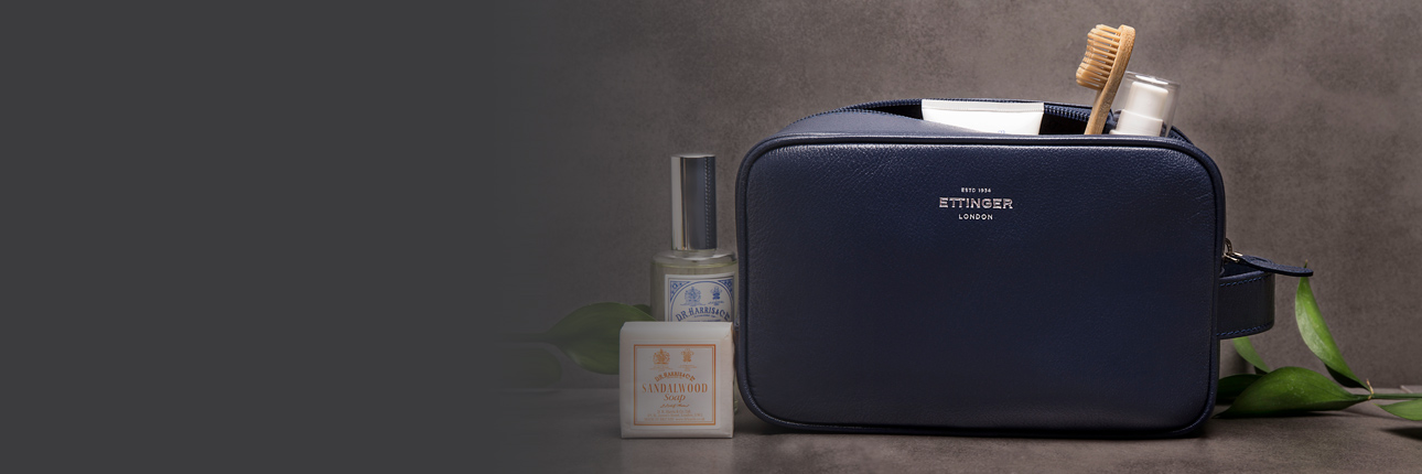 Toiletry Bags & Pouches